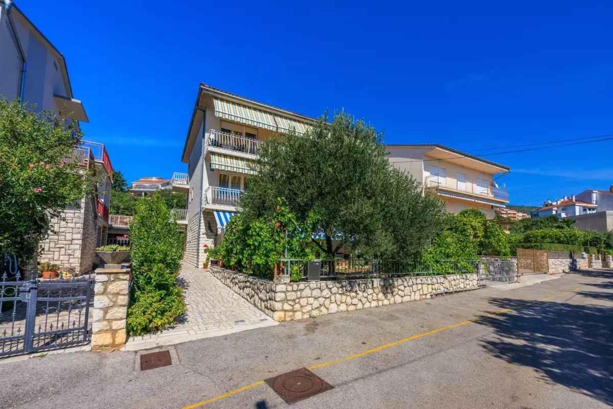 Four-Bedroom Apartment In Crikvenica II Exteriér fotografie